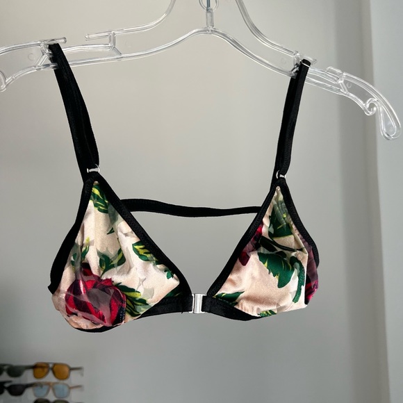 Sold - Picture 1 of 4